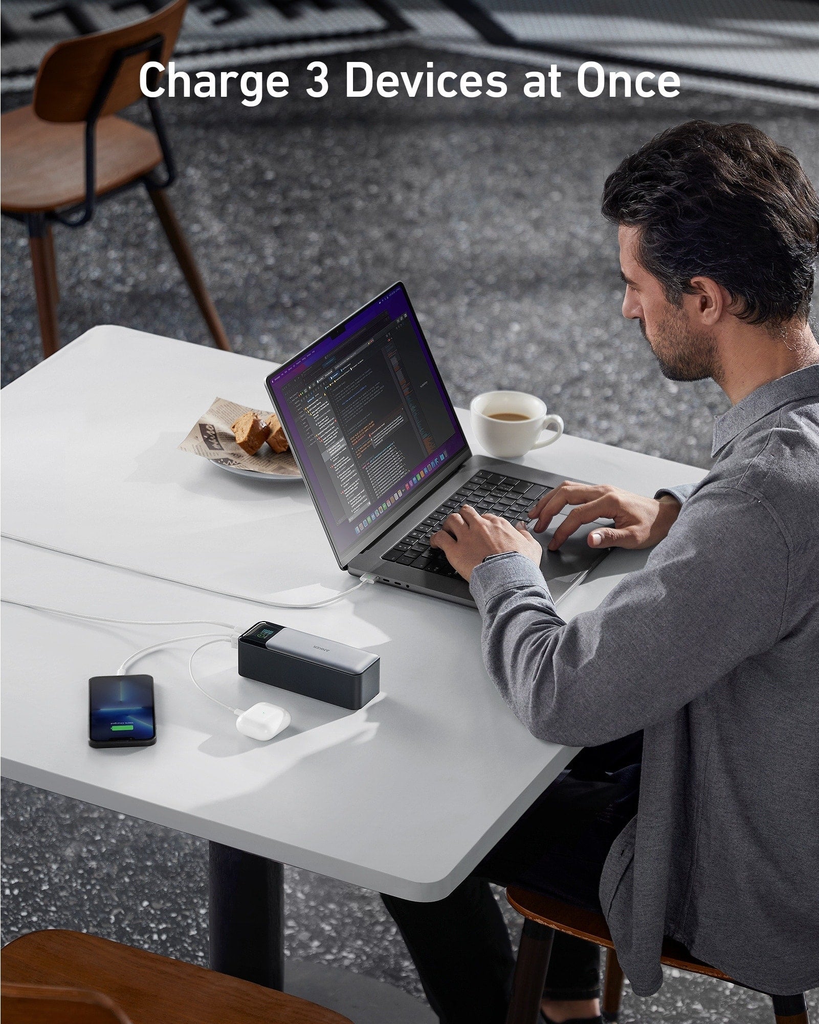 Anker 737 Power Bank – 24,000mAh, 140W Fast Charging