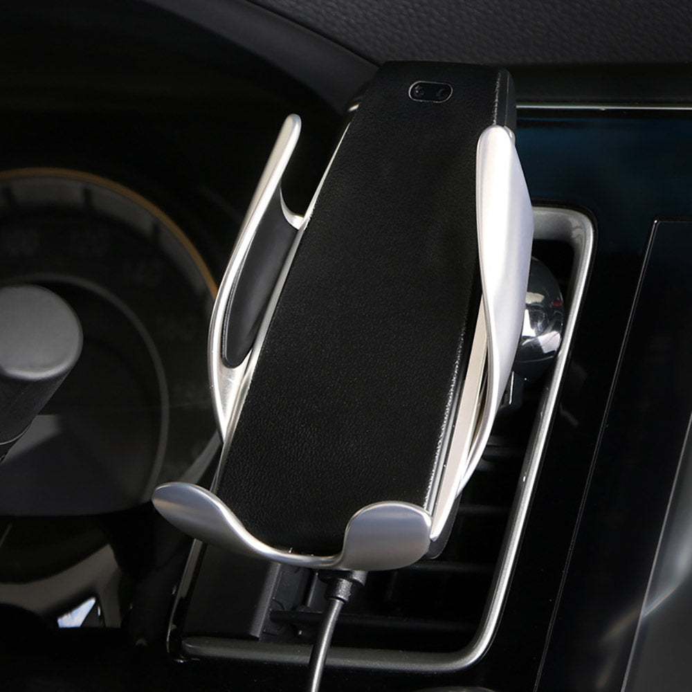 Auto-Clamping Wireless Car Charger – 10W Fast Charge, 360° Rotation